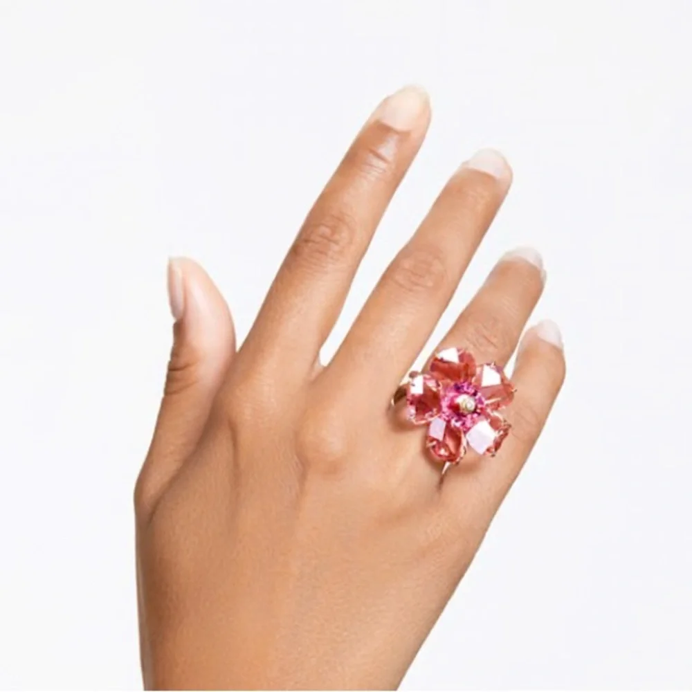 Swarovski‎ Idyllia cocktail ring NWT
